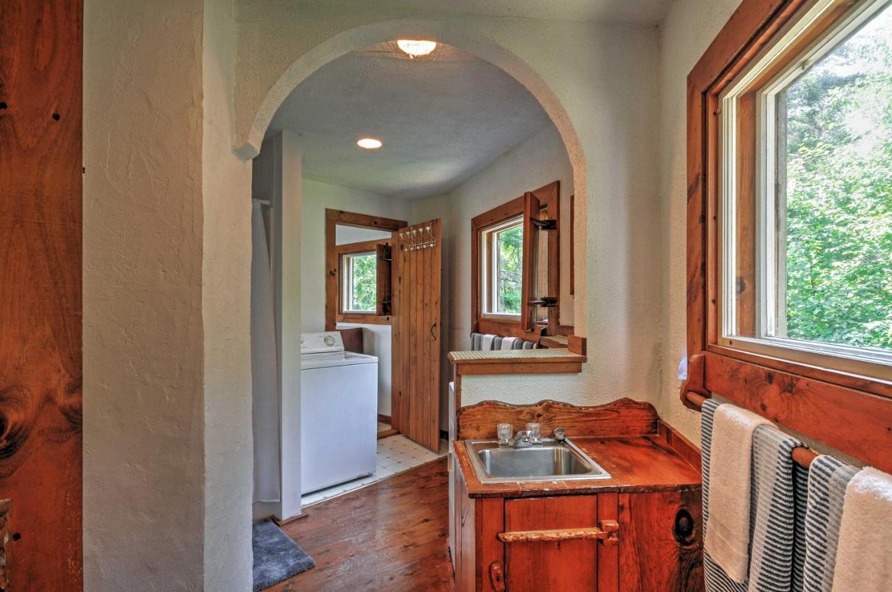Dragonwood Castle On Waterfront With Stunning View Βίλα Prospect Harbor Εξωτερικό φωτογραφία